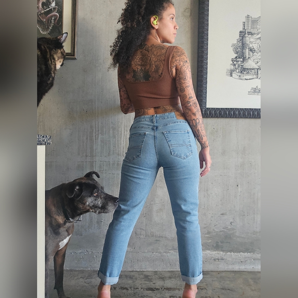 Denizen From Levi's Mid Rise Boyfriend Jeans Size 10 W30